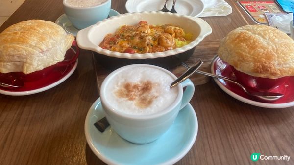 下午茶幾抵食，個人推薦龍蝦汁海鮮焗飯、酥皮周打湯，咖啡都好飲...