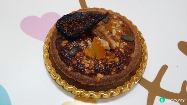賣相、味道兼備的一個乾果蛋糕～