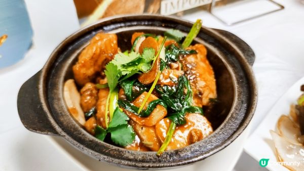 位於慈雲山蒲景里嘅《三記飯店》