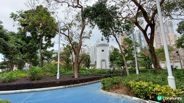 公園的地標 一 燈塔