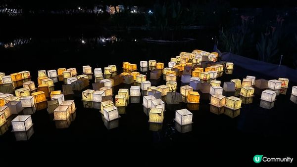 中秋水燈