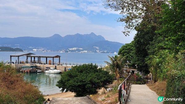 不一樣的路線，從北走到南，參觀西貢海藝術節，再爬至天窗石《西貢鹽田梓至滘西村行山篇》