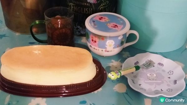 今天的早餐在銅鑼灣的快樂.順景，點了早餐B.沙爹配煎熟蛋，加...