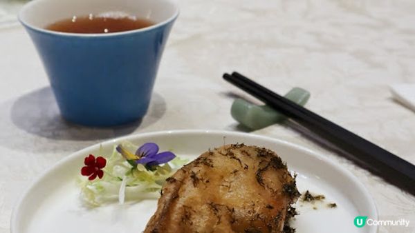 「雞」餚盛宴。中庭