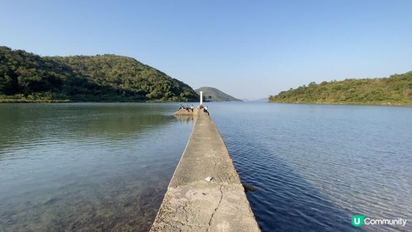 【香港郊遊】輕鬆去「世外桃源」? 一落落車就有絕美打卡點！ CP值極高～絕美湖畔，平和小村．尋紅葉！