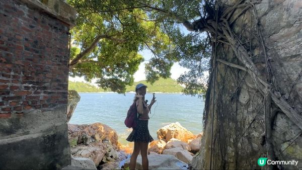 【香港夏日好去處】輕鬆去「隱世小沙灘」⁉️😻 有野餐枱有木台·極寫意🤭了無人煙的海邊☀️⛱️～20分鐘即到😋😻🥰