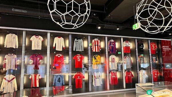 【慕尼黑】參觀拜仁慕尼黑隊主場球場 - 安聯球場Allianz Arena⚽