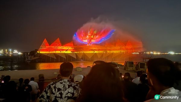 去新加坡必睇節目，聖淘沙時光之翼燈光水舞秀
