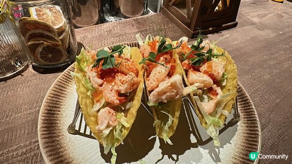 尖沙咀人氣打卡天台酒吧，連食物都超有水準！😎