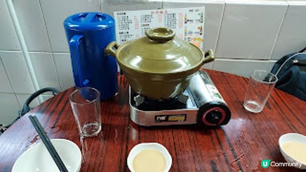 紅伶飯店．暖粒粒羊腩煲