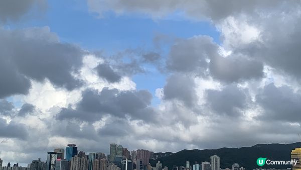 坐船去灣仔，睇跳舞表演。之後去食雲貴，雲南米線津津口味，第二...