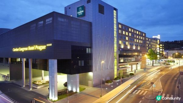 【兩個旅囡遊歐洲】旁邊就是購物中心！性價比高的 捷克酒店「Clarion Congress Hotel Prague」