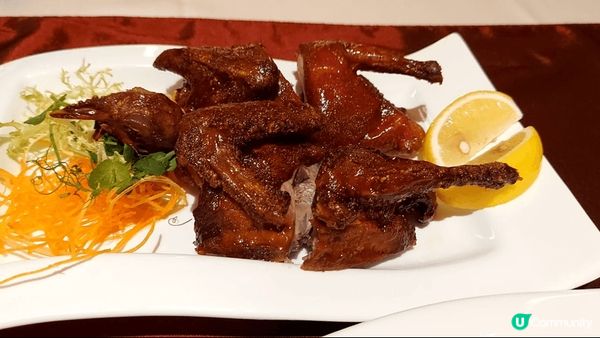 澳門[金沙閣]點心滋味可口， 腸粉晶瑩通透外，乳鴿又香酥外脆...