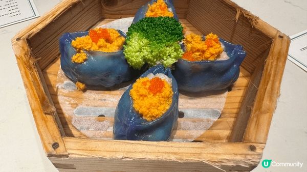 廣州美食之旅，其中一間是廣州正佳廣場的上上謙火鍋，個皇帝蝦膠...