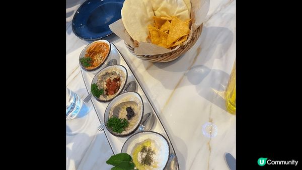 呢間位於將軍澳，唐賢街29號藍塘傲格林威治村地下10號舖，係...