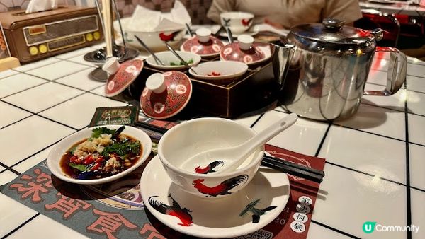 懷舊🇭🇰雞煲火鍋，推薦沙嗲牛肉餃、芫荽墨魚丸！