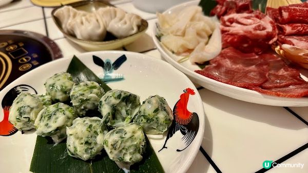 懷舊🇭🇰雞煲火鍋，推薦沙嗲牛肉餃、芫荽墨魚丸！