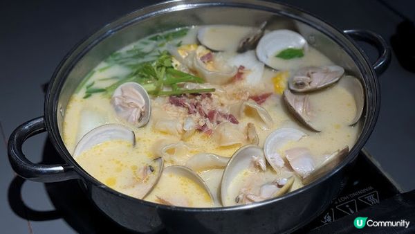 點止雞煲咁簡單。亞南雞煲