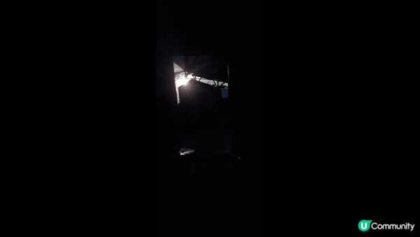 一如既往的道路，多虧天空的陪襯，心情也變好了