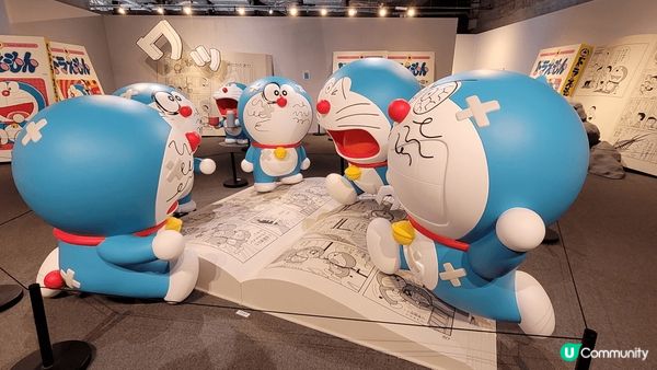 事隔多年哆拉A夢展回歸啦，室內室外展館都好靚，每位參加者仲有...
