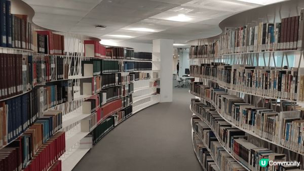 香港中文大學，不像香港大學般需預約，只需身分證即可入內參觀。...