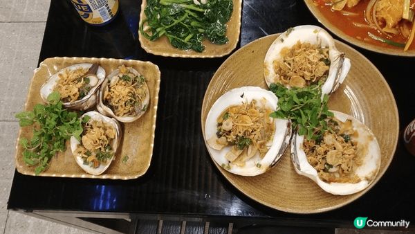 越南峴港是一個非常美麗的城市, 沙灘漂亮, 食物便宜 , 要...