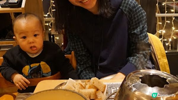 [德瑞法] 13個月嬰兒歐遊去: 來瑞士沒有不吃瑞士火鍋的理由