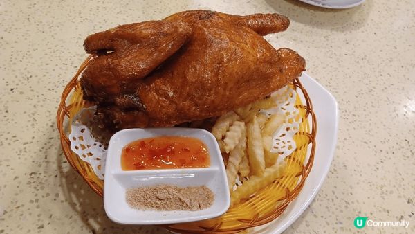 灣仔薔紅茶餐廳名菜，脆皮燒雞，皮脆肉嫩，超正超好食超值得食。...