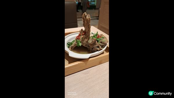 不需要去泰國也可以吃到這個有名的排骨火山而且好味道