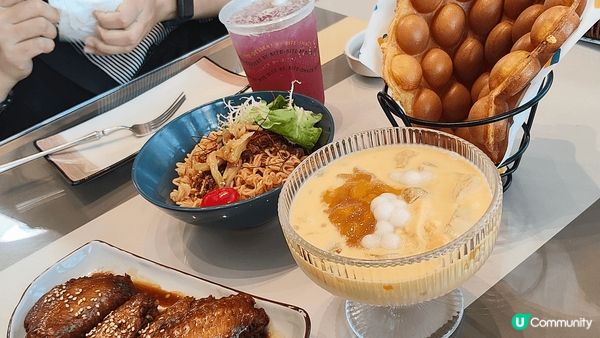 ?「楊枝甘露兩餸飯」嘅個潮語，源自於今屆港姐?泳衣問答環節，...