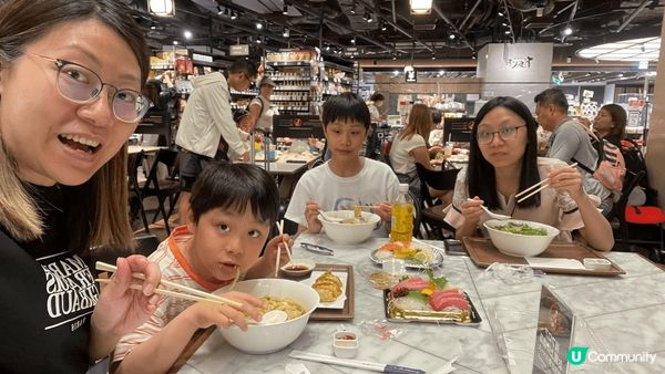 去咗日本環球影城體驗Mario land, 好玩有趣，仲有去...