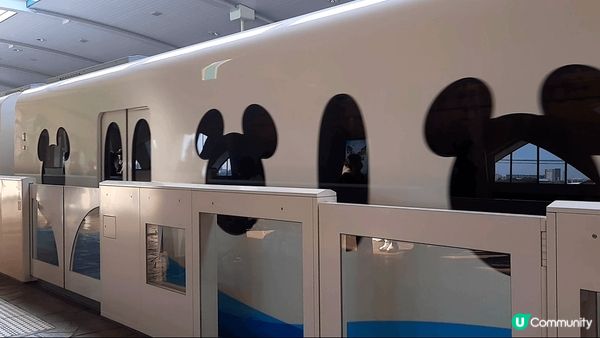 東京迪士尼海洋??搭地鐵直達樂園，亦有唔少巴士線方便遊客出入...