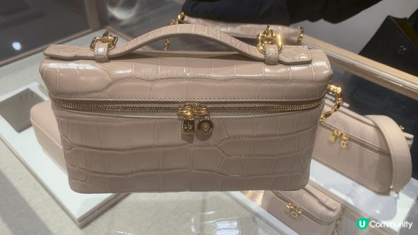 包包一定係女士恩物。經常缺貨更是一袋難求。