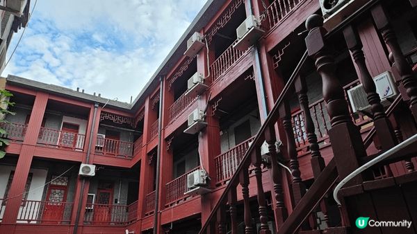 青島劈柴院很有特色,很有文化氣色,打卡好地方,喜歡影相一定要...