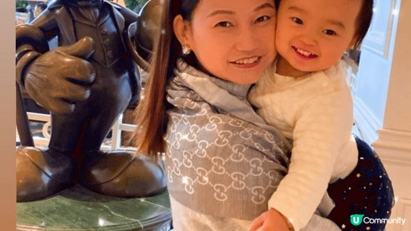 我同囡囡都喜歡去迪士尼，樂園設計非常漂亮，可以見到唔同迪士尼...