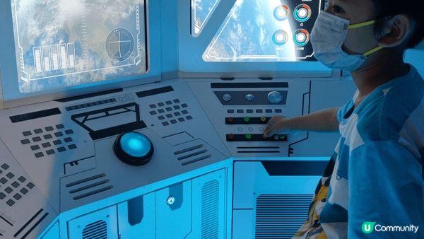 挪亞方舟比起其他主題樂園少人好多，相對可以玩嘅嘢都少好多，但...