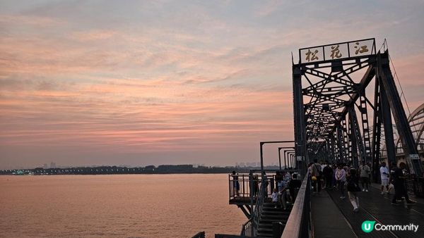 【中國旅遊】千萬不要一人去哈爾濱！ ¥25挑戰東北早市吃撐了｜美食景點精華｜Morning market, food ＆ attraction in Harbin, China｜momojoejoe