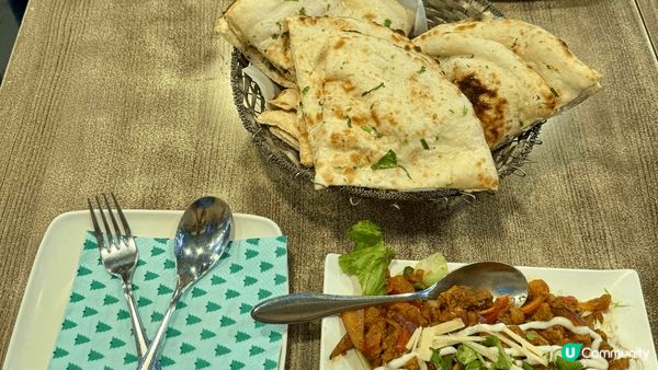 今日入村試食?一間食印度菜和土耳其菜的餐廳，位於元朗石崗上村...