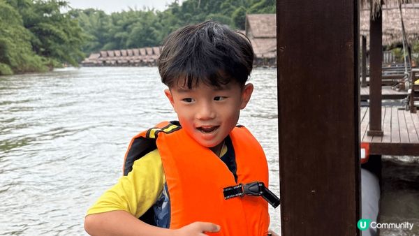 泰國北碧府的水上屋，兒子五歲的漂流挑戰，完成自信心爆棚！