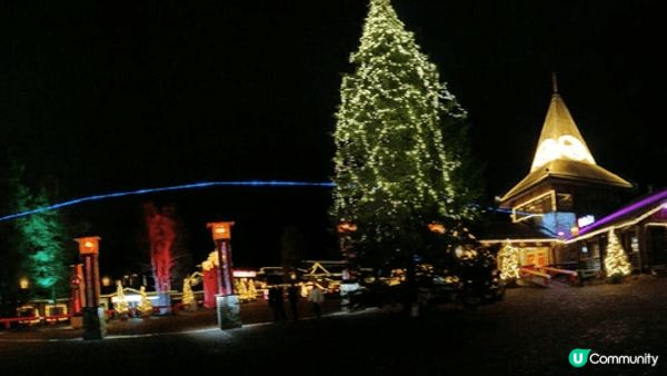 相片拍於芬蘭聖誕老人村, 村內打卡位眾多, 選了這幾張表達了...