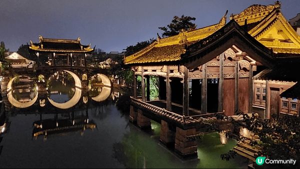 這是?在10月去?東嘉興的濮院古鎮夜景，我其實在古?拍了很多...