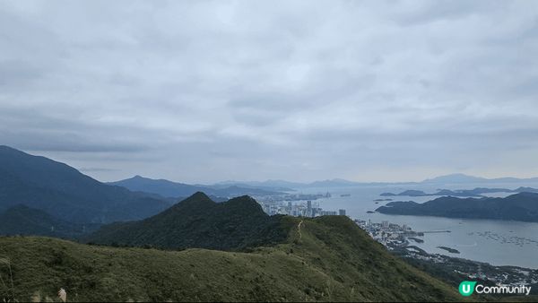 香港註明山峰獅子山及近日最新郊野公園，紅花嶺。