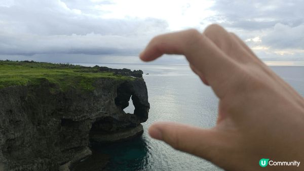 圖一）沖繩景點：古宇利海灘 - 心型岩：