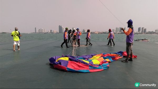 首爾乘搭纜車到南山首爾塔，泰國芭堤雅玩降落傘，英國郊外雪景