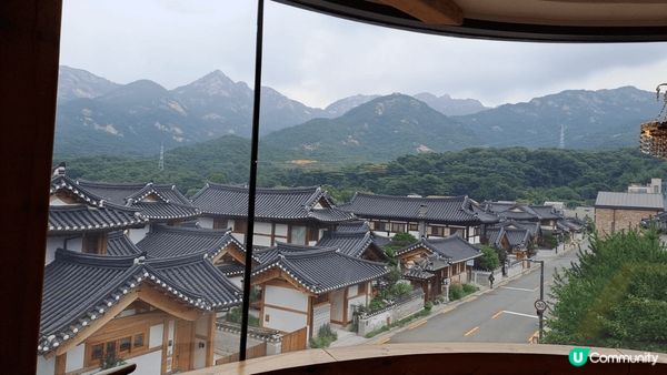 釜山風景特別美有最美的海灘及藍天白雲，太舒服寫意啦！在海邊食...