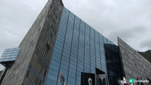 九份，十份，宜蘭，環境優美，遠離煩囂，好多路邊攤，特式小食