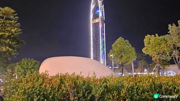 深圳大梅沙不但美食多，還可以沿途踩單車。地鐵站外，仲有一個沙...