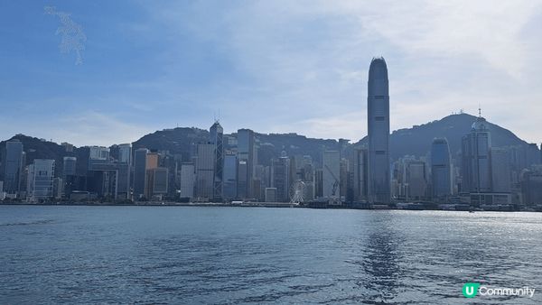 以上相片係我之前同朋友去探店嗰陣時影嘅我哋行運曬香港比較出名...