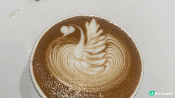 峇里島係個美食天堂，有多樣化嘅美食選擇。可以品嚐到地道嘅巴東...