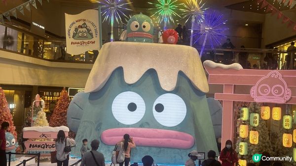 水怪，可愛水怪！聖誕節氣氛特別濃厚